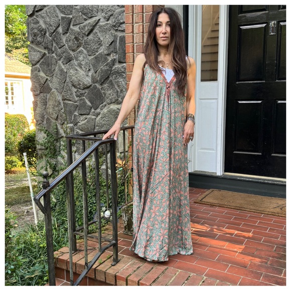 09 Beautiful Silk Blend One of a Kind Sleeveless Maxi Dress - Picture 1 of 8